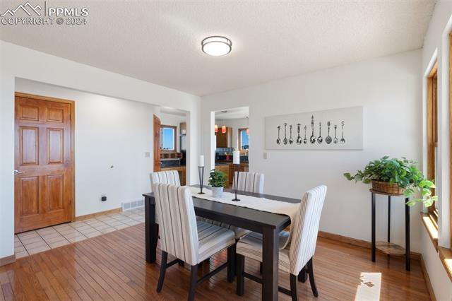 10170 TOMAHAWK Trail