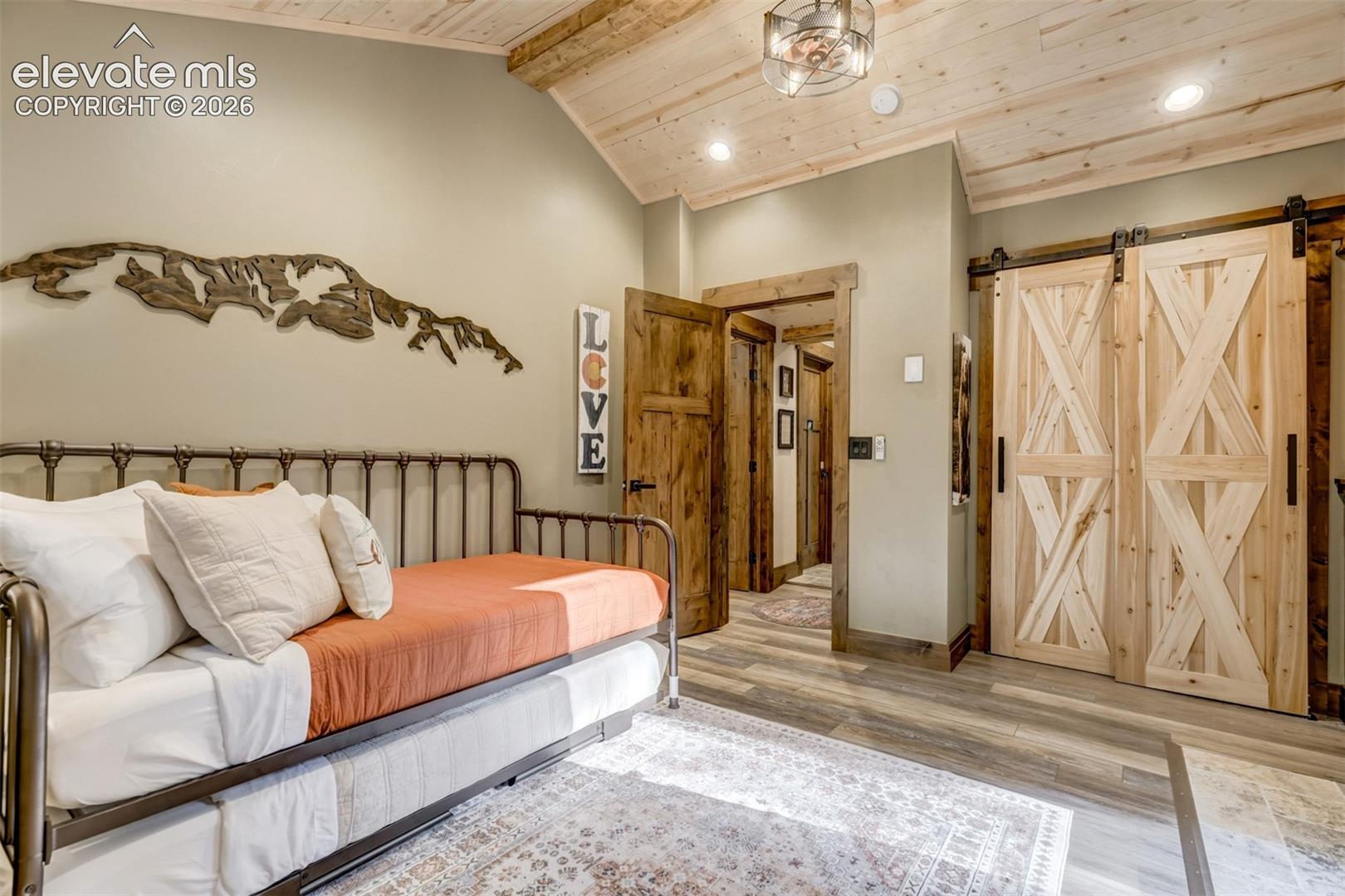 1460 Coyote Trail