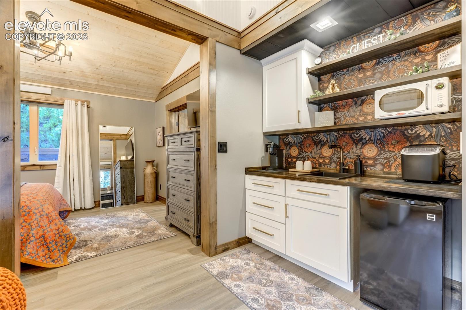 1460 Coyote Trail