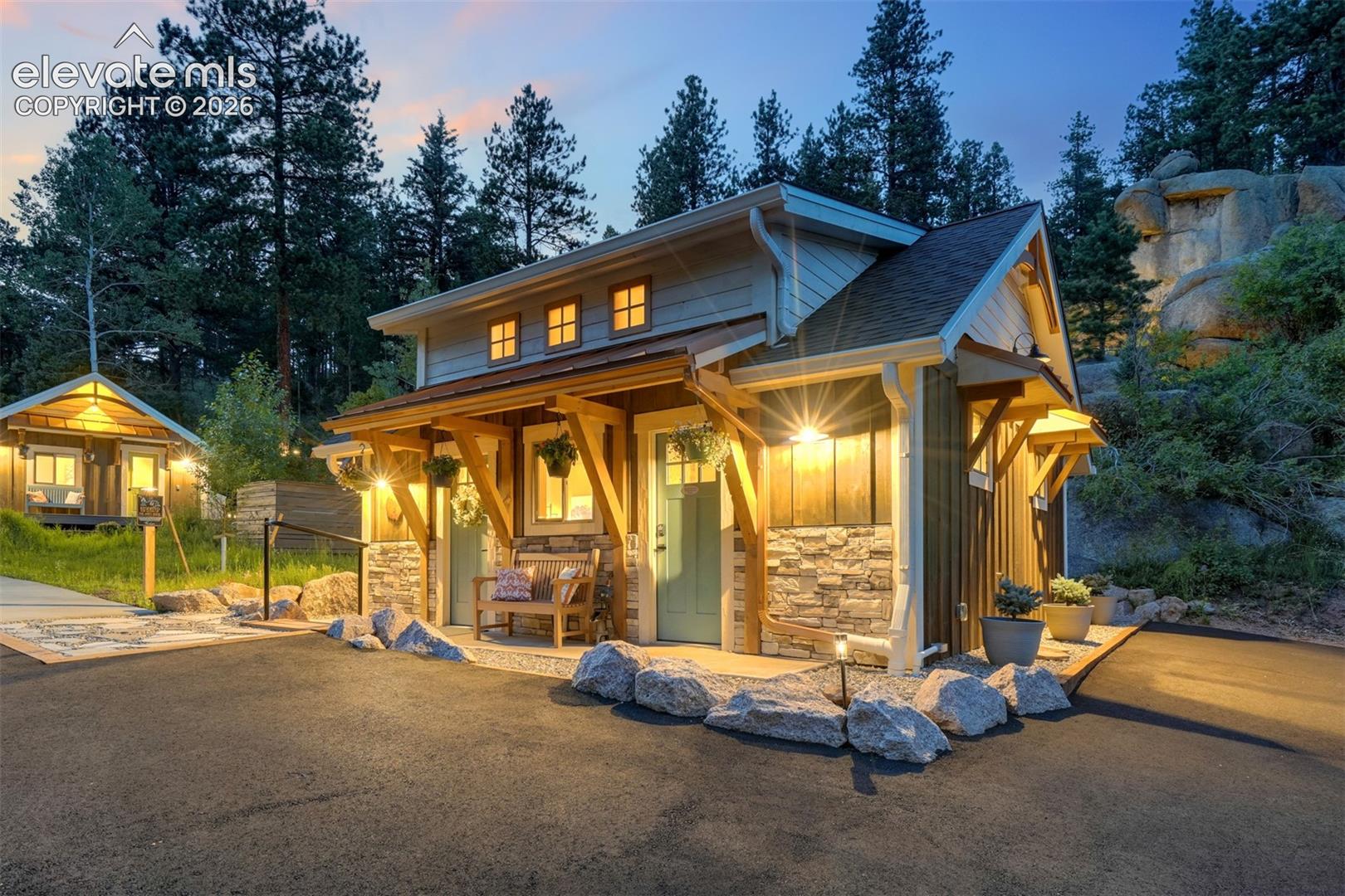 1460 Coyote Trail