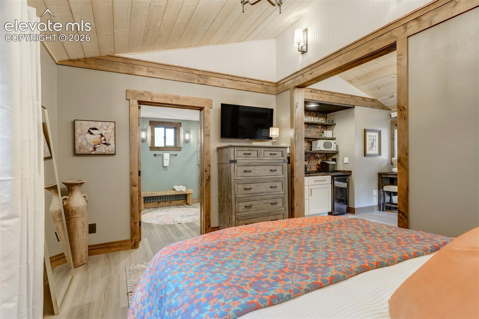1460 Coyote Trail