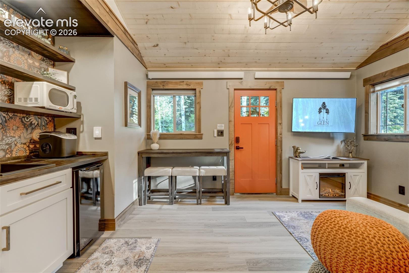 1460 Coyote Trail