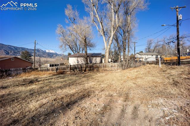 1318 W Platte Avenue