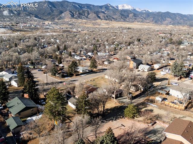 1318 W Platte Avenue