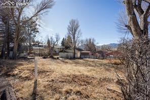1318 W Platte Avenue