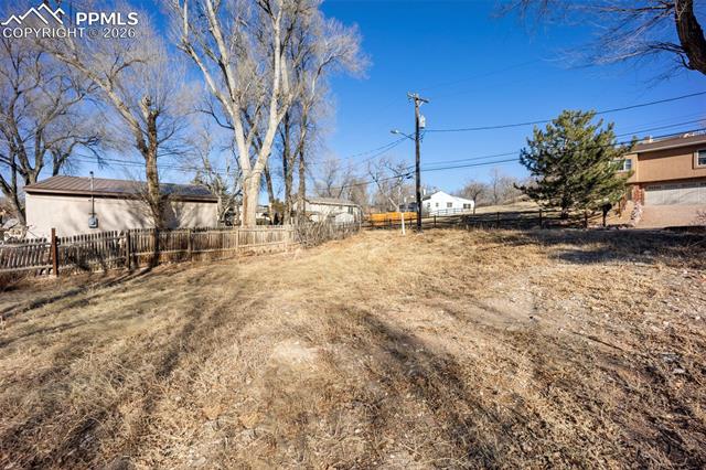 1318 W Platte Avenue