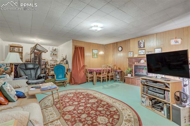 16-18 Mount Washington Drive