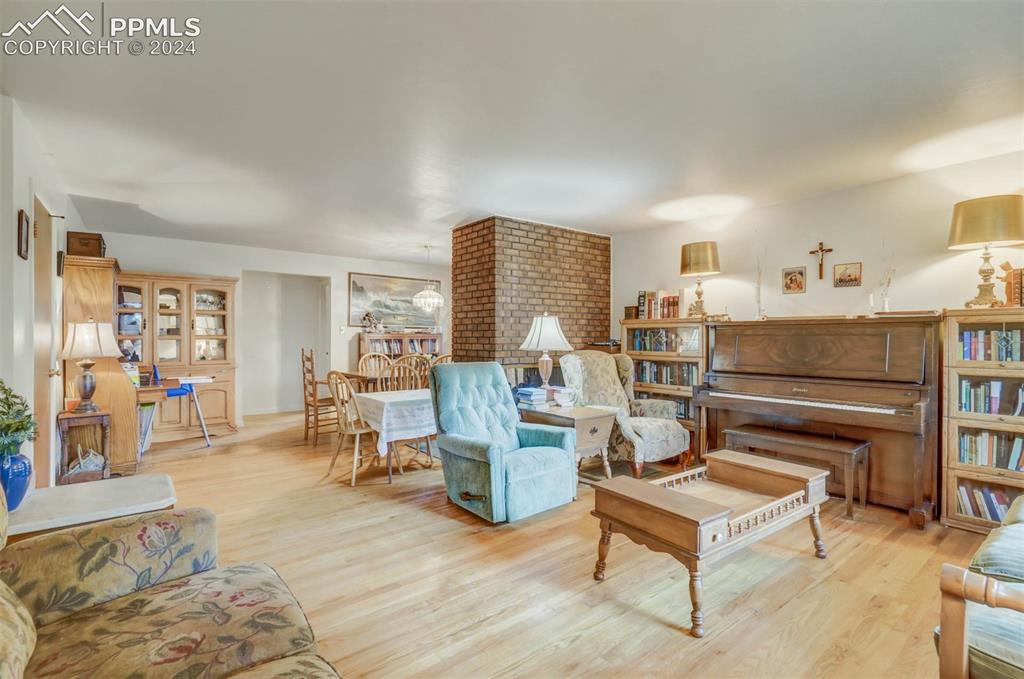 16-18 Mount Washington Drive