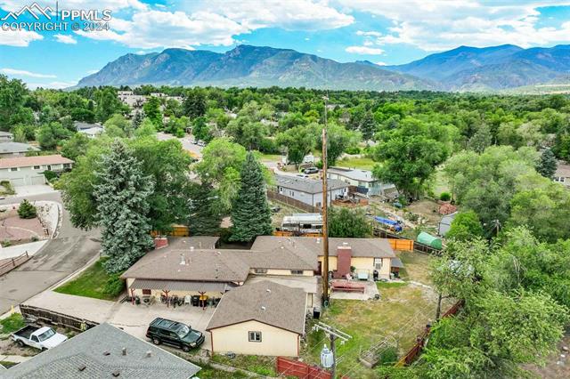 16-18 Mount Washington Drive