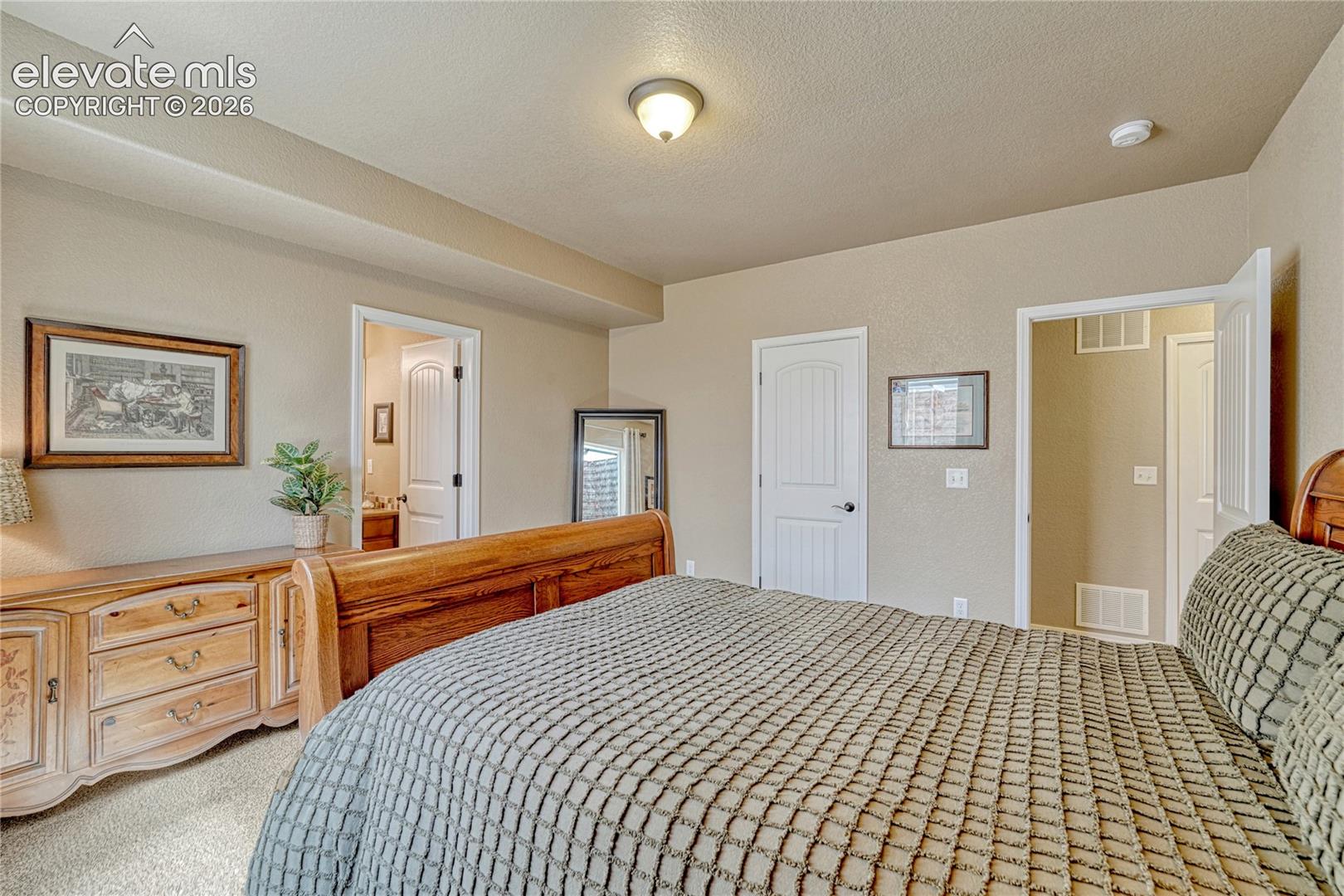 7163 Cottonwood Tree Drive