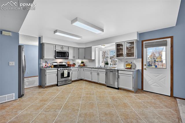 5050 Plumstead Drive