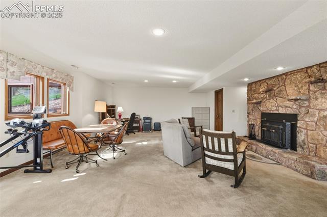 4 Pine Road