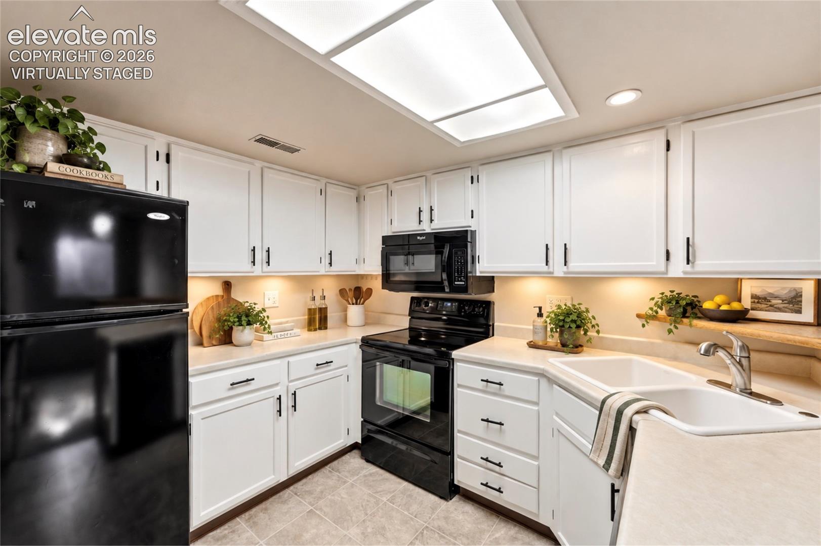 5248 Solar Ridge Drive