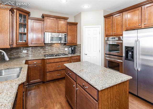 15842 James Gate Place