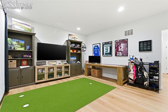 8608 Falcon Nest Court