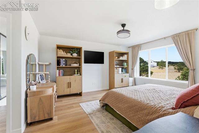 8608 Falcon Nest Court