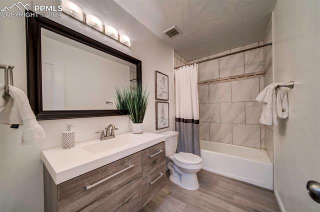 7175 Painted Rock Drive