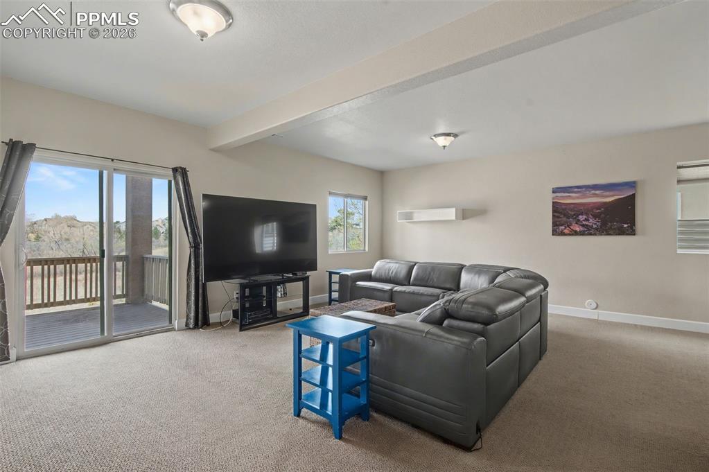 454 Pasada Way