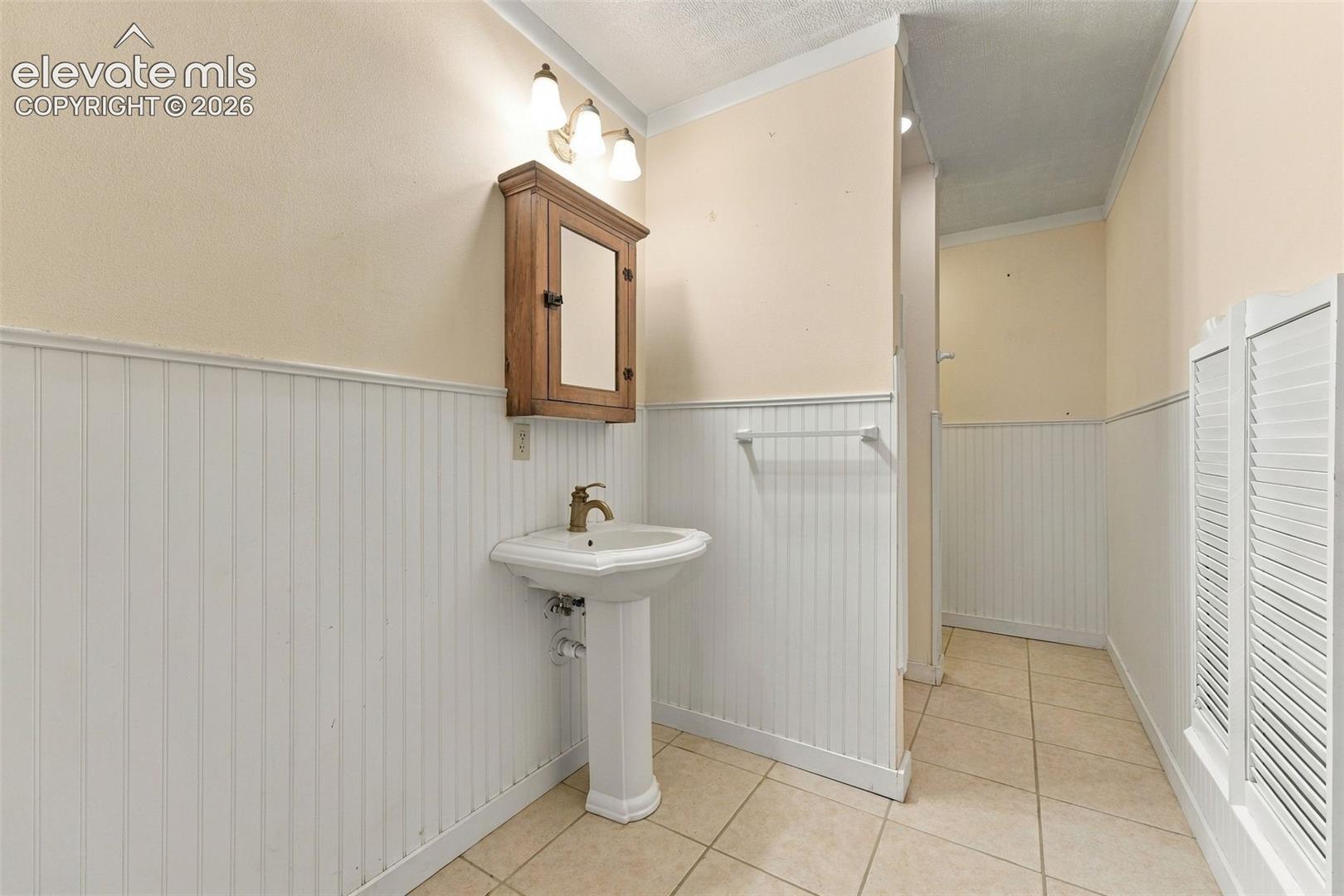 2362 Black Fawn Lane
