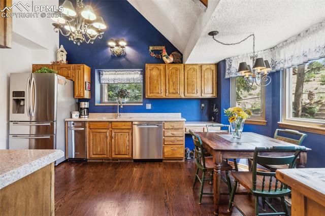 6545 White Falcon Court