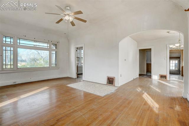 402 E Caramillo Street