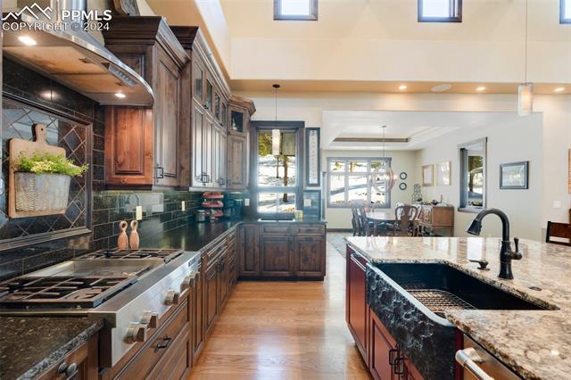 13755 Hildenshire Place