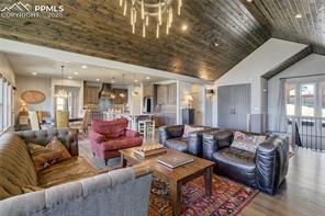 1040 Locklin Way