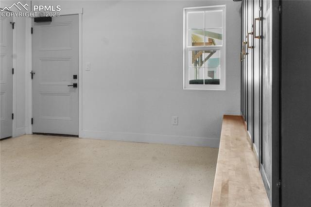 7792 Bannockburn Trail