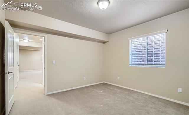 13005 Cake Bread Heights