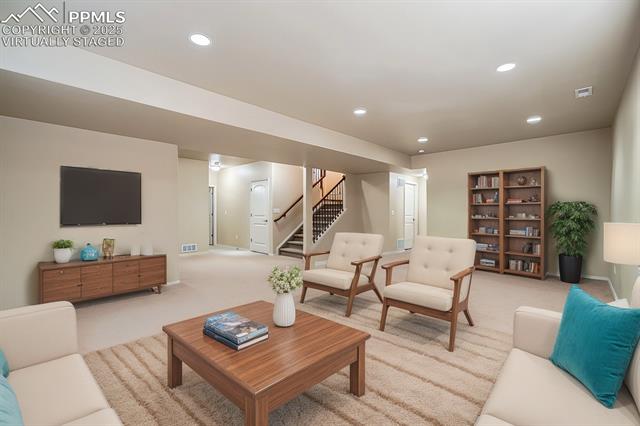 13005 Cake Bread Heights