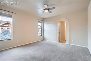 13005 Cake Bread Heights