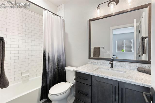 9912 Bison Valley Trail