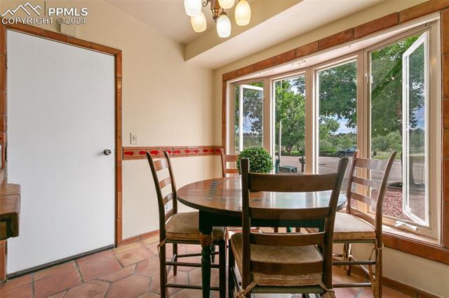 1020 Honey Locust Court