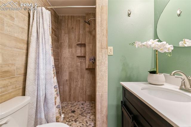 1020 Honey Locust Court