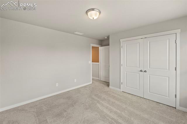 8022 Goldenray Place