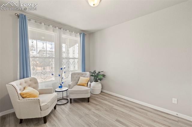 8022 Goldenray Place