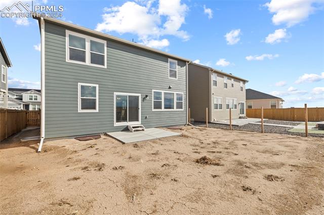 8022 Goldenray Place