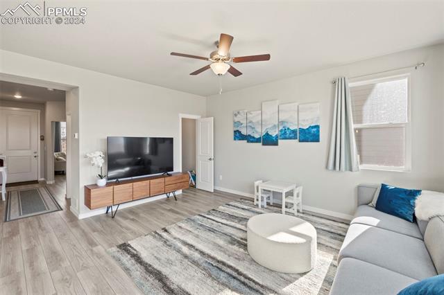 8022 Goldenray Place