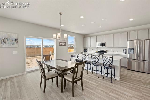 8022 Goldenray Place