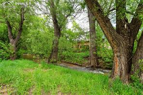 625 W Cheyenne Road