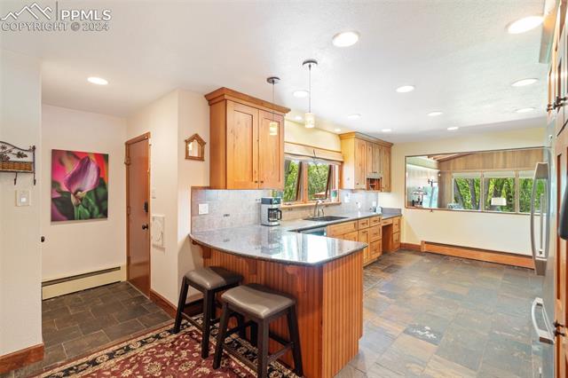 625 W Cheyenne Road