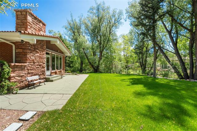 625 W Cheyenne Road