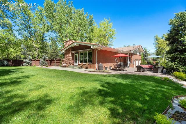 625 W Cheyenne Road