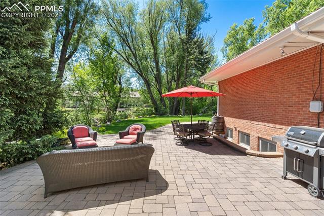 625 W Cheyenne Road