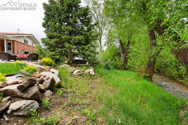625 W Cheyenne Road