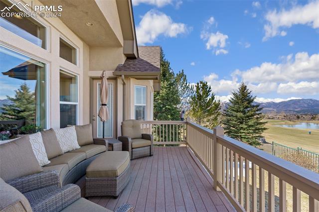 9964 Oak Knoll Terrace