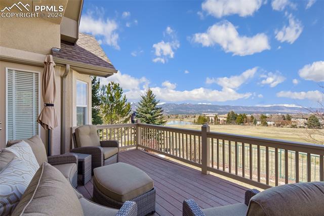 9964 Oak Knoll Terrace