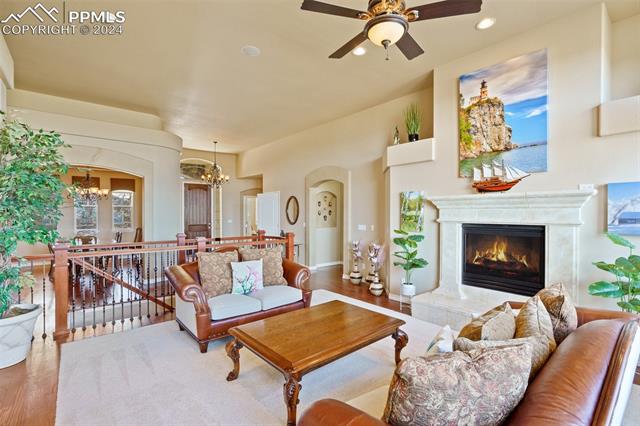 9964 Oak Knoll Terrace