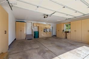 9964 Oak Knoll Terrace