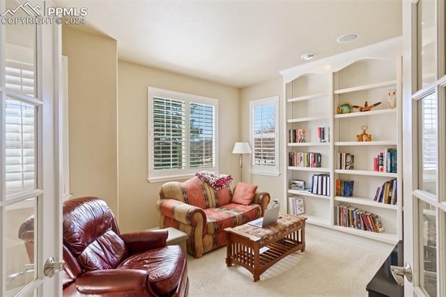 9964 Oak Knoll Terrace